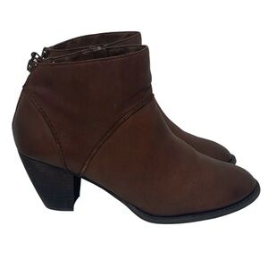 Tesori Dark Brown Genuine Leather Ankle Booties - Like New - Size 8.5